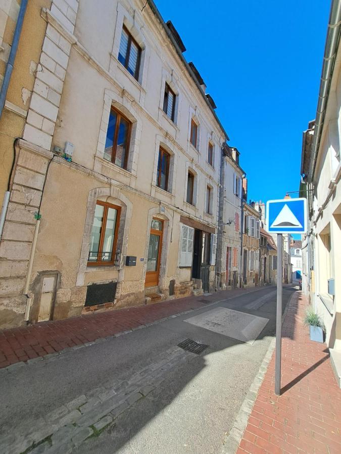 Echappee Belle En Plein Coeur D Auxerre Apartment Exterior foto